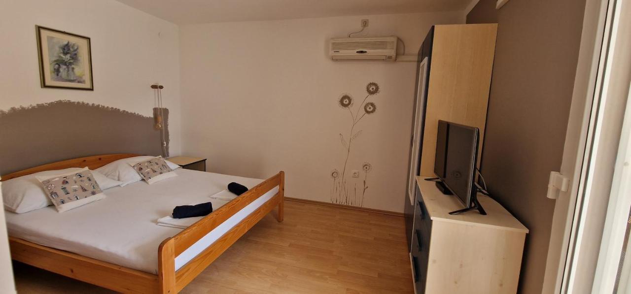 Apartmani Dutkovic ヴルボスカ エクステリア 写真