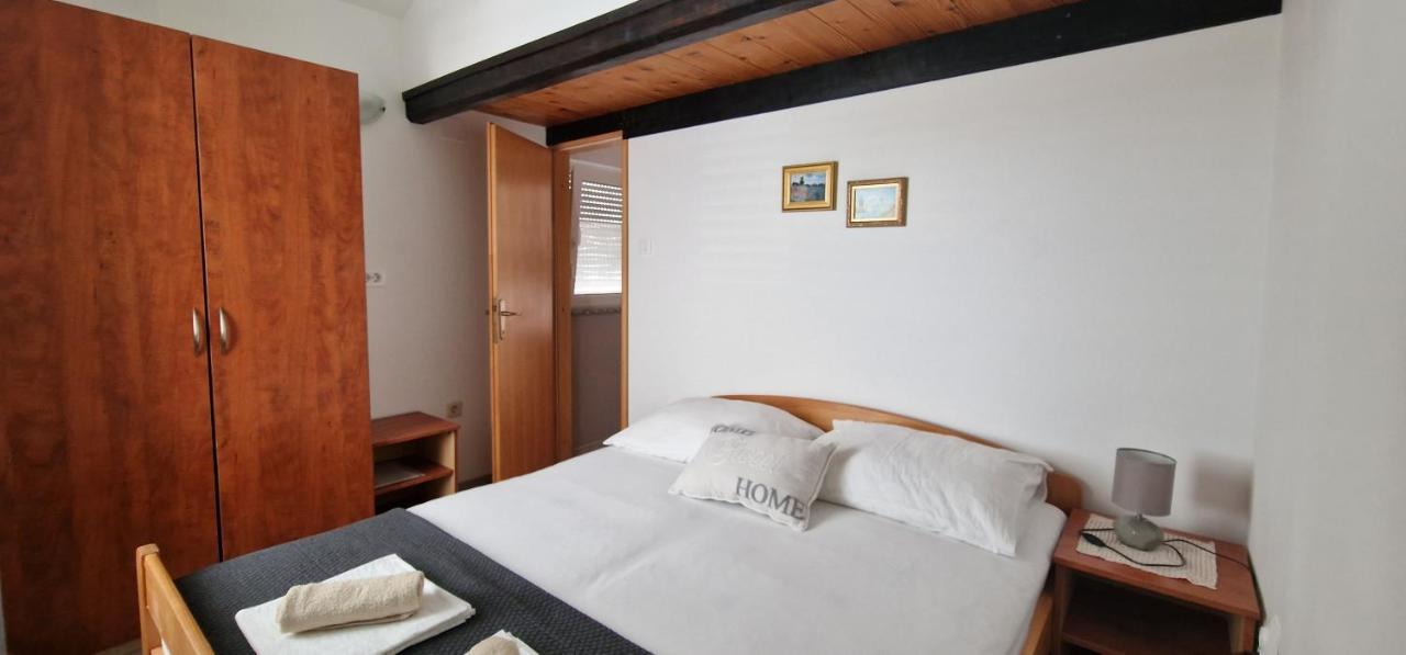 Apartmani Dutkovic ヴルボスカ エクステリア 写真