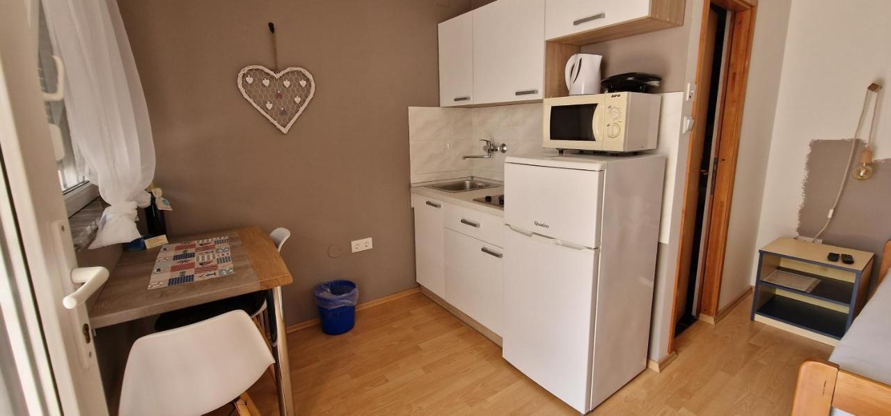 Apartmani Dutkovic ヴルボスカ エクステリア 写真